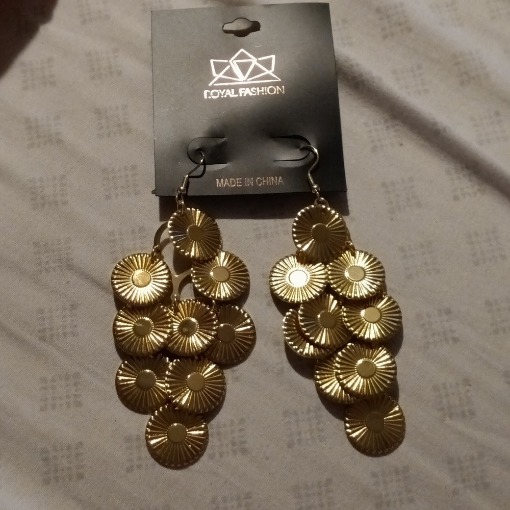 Gold coin dangling earrings